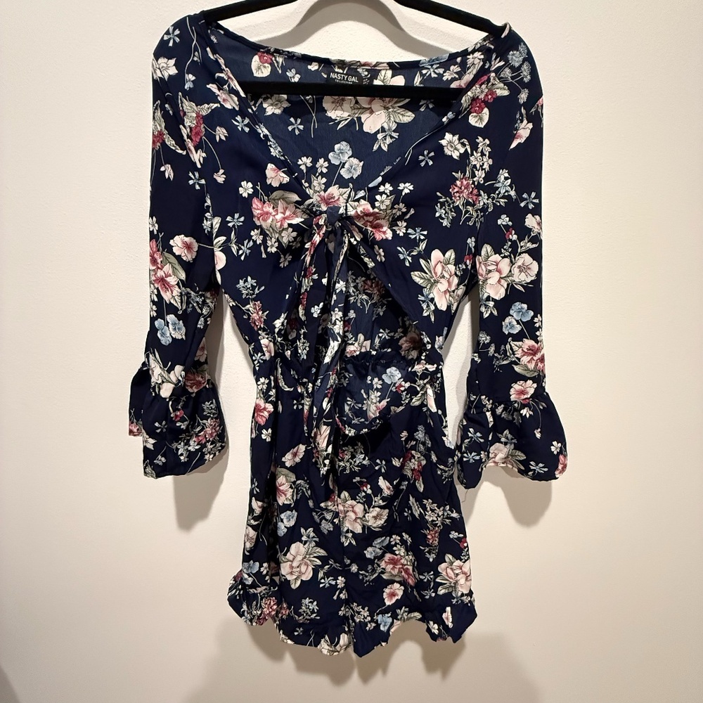Nasty Gal Navy Blue Floral Romper Size 8